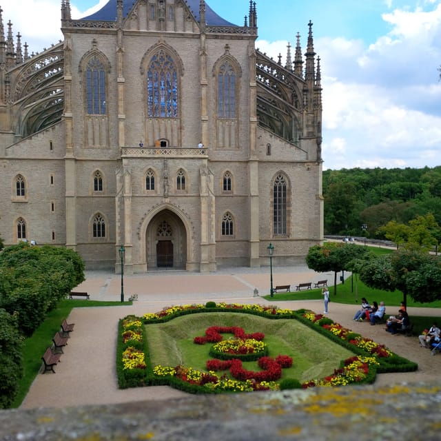 Kutna Hora Excursion - Sedlec Neighborhood
