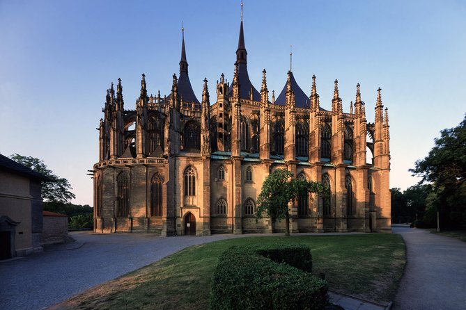 Kutna Hora Half-Day Tour From Prague, Including the Bone Church Kostnice - Tour Highlights