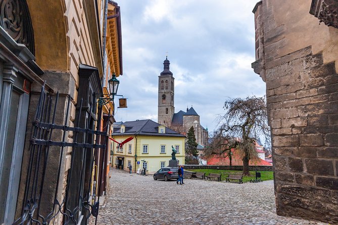 Kutná Hora Medieval Town in Vintage Cabrio Car - Frequently Asked Questions