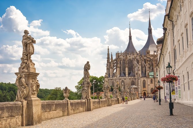 Kutna Hora Private Day Trip From Prague by Train - Itinerary