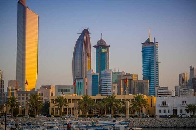 Kuwait City Private Transfer to Kuwait Airport KWI in Luxury Car - Operating Hours
