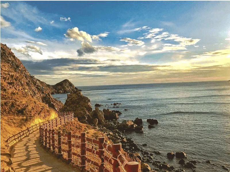 Ky Co & Eo Gio Full-Day Beach & Sightseeing Tour - Nhon Ly and Eo Gio: more than a beach stop