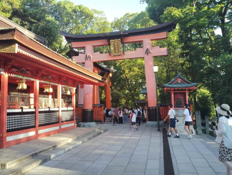 Kyoto: 1.5-Hour Guided Tour of Fushimi Inari Shrine - What to Expect During the Tour