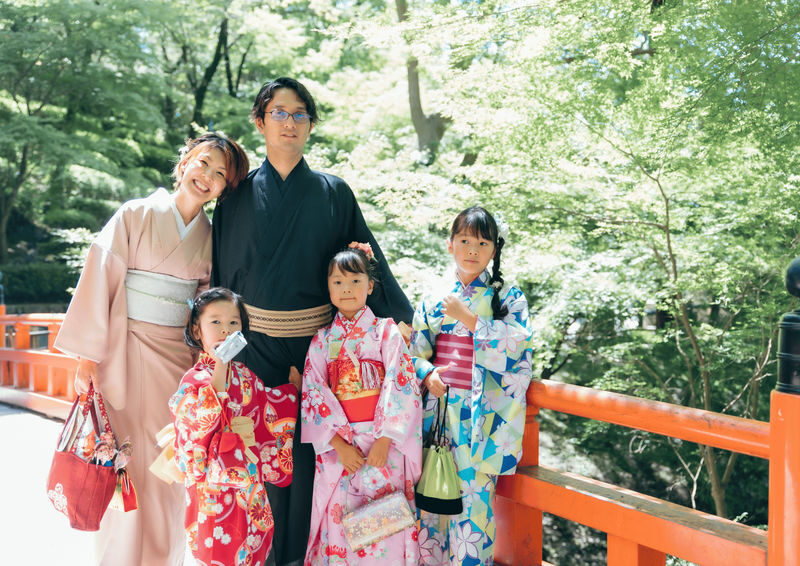 Kyoto Aiwafuku Fushimi Inari Store: Explore the Senbon Torii, Kimono Rental + Japanese-style Hair Set with Makeup and Photo Shoot available as optional extras (Aiwafuku Fushimi Inari Store) - What the price covers, and what it does not