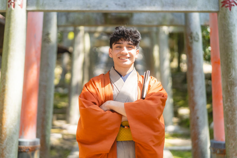 Kyoto Aiwafuku Fushimi Inari Store: Explore the Senbon Torii, Kimono Rental + Japanese-style Hair Set with Makeup and Photo Shoot available as optional extras (Aiwafuku Fushimi Inari Store) - Practical details that make the day easier