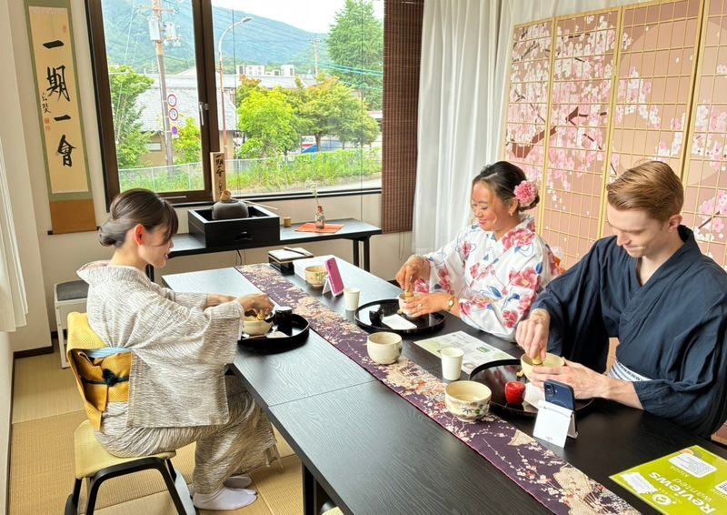 Kyoto Arashiyama Kimono Rental: 3-minute walk to Togetsukyo Bridge, includes womens hair set. Kyoto Aiwafuku - Tenryu-ji: gardens after the bamboo
