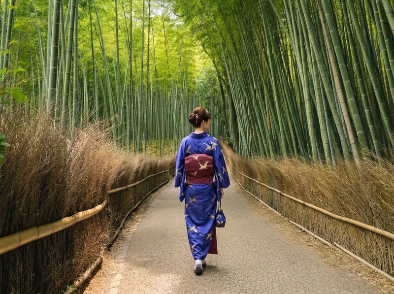 Kyoto Arashiyama, Kiyomizu-dera Temple, Fushimi Inari-taisha Shrine One-Day Tour (with Kiyomizu-dera Temple ticket) - Guides can make a packed day feel easier