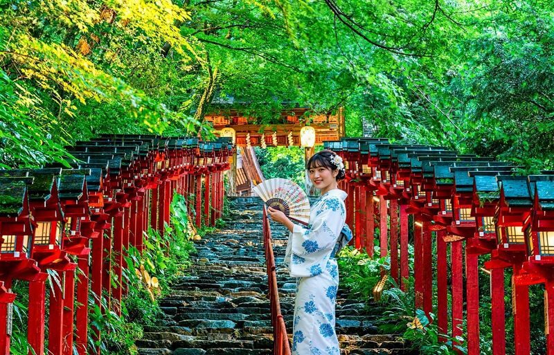 Kyoto Arashiyama, Sanzen-in, and Kifune Shrine Day Tour (Driver-Guide Service) - One day, three very different sides of Kyoto