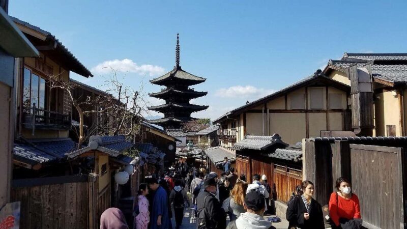 Kyoto Artisan Tour: Pottery, Weaving & Yuzen Dyeing - Practical Details and What to Expect