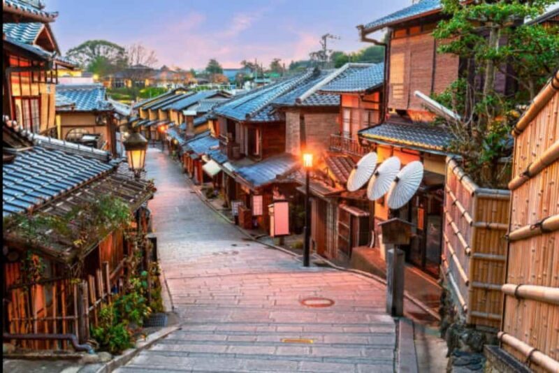 Kyoto Bus Tour: Fushimi, Kiyomizu, Kinkaku-ji & Arashiyama - Why This Tour Works Well for You