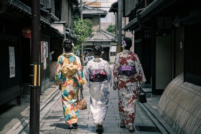 Kyoto by Moonlight Discover Its True Spirit on a Private Tour. - Is This Tour Right for You?
