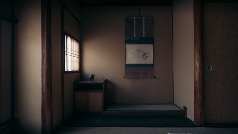 Kyoto: Candlelit Tea Ceremony in a 100-Year-Old Townhouse - From a merchant’s townhouse to a candlelit tearoom