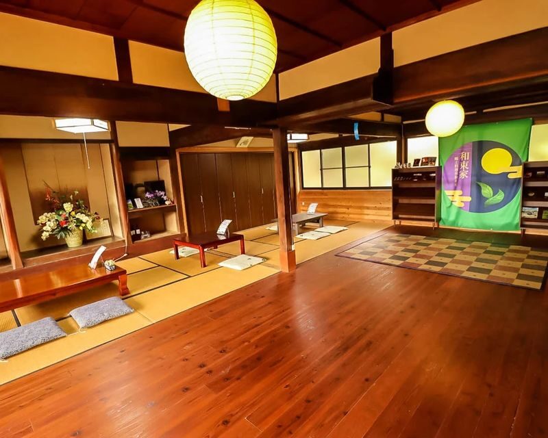 Kyoto Countryside Classics: Cha Soba Cooking Class - Eating cha soba, with tea and sweets