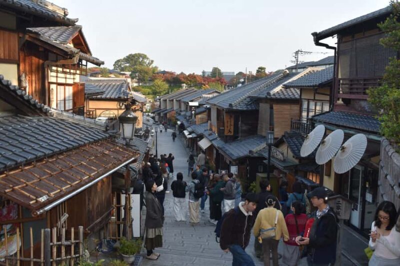 Kyoto Cultural Etiquette & GionPontocho Walking Tour - A Deep Dive into the Experience