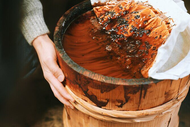 Kyoto Cultural Experience Inside the World of Urushi Lacquer - Good To Know