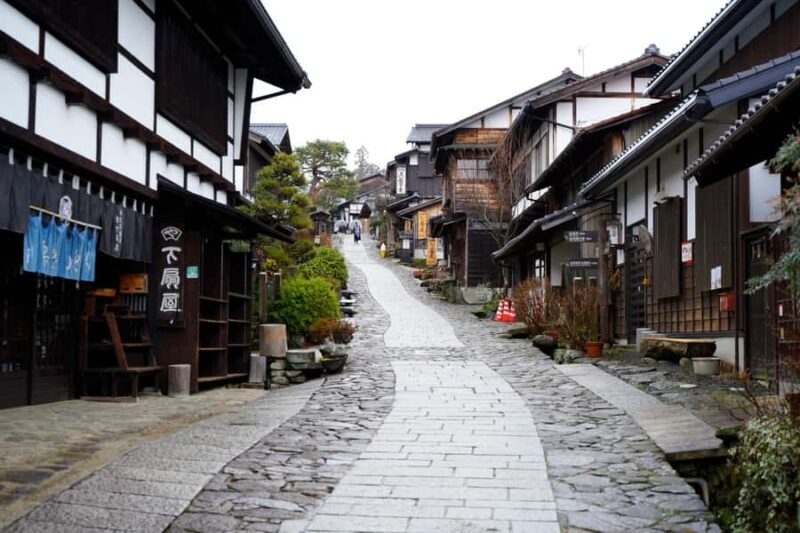 Kyoto: Early Morning Kimono Photoshoot with Photographer - Who Would Love This Experience?