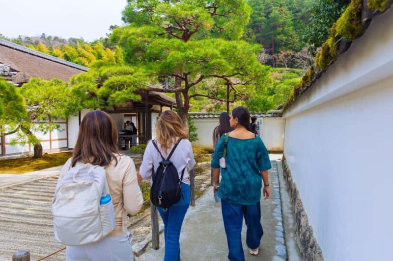 Kyoto: Espresso, Mini Hike & Zen Silver Temple Guided Tour - Good To Know