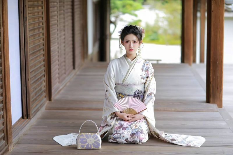 Kyoto Fushimi Inari | Popular Kimono Rental Experience | Kimono, Yukata, Furisode, Makeup, and Outdoor Photography Services | MOCOMOCO Kimono Fushimi Inari Store - Allow time for dressing and hair