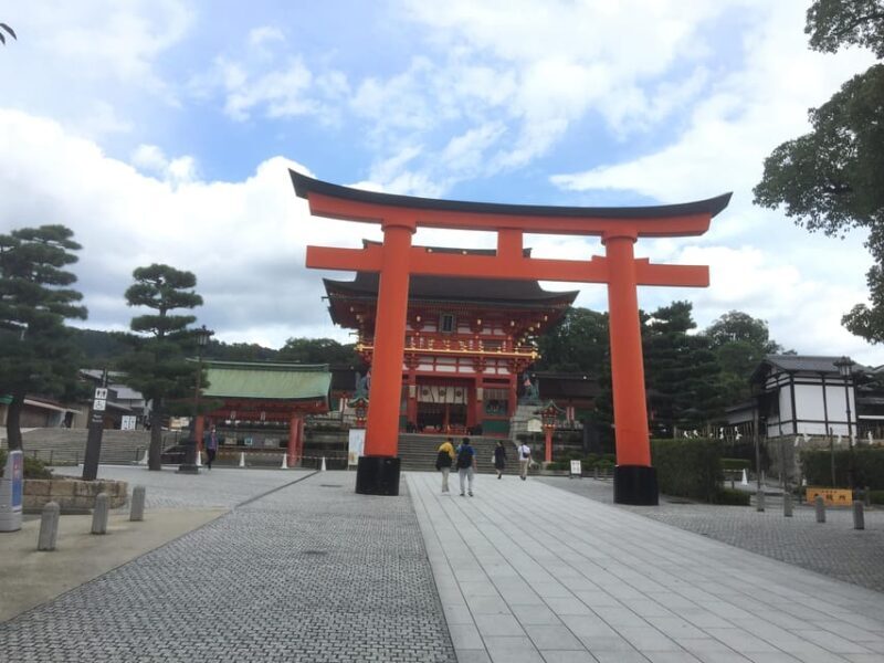 Kyoto: Fushimi Inari Shrine and Mount Inari Guided Tour - What to Consider