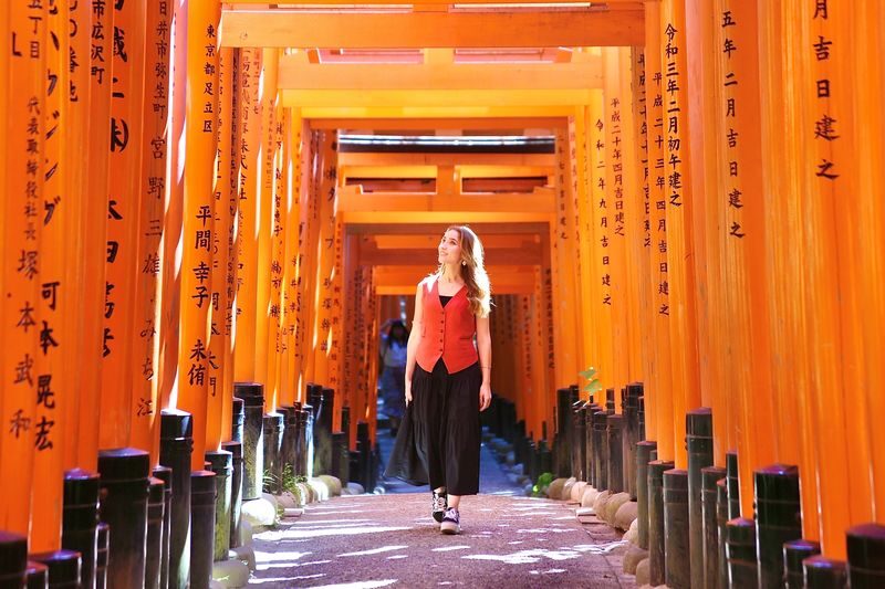 Kyoto Fushimi Inari Shrine Photography Experience - Kimono, hair, and other preparation
