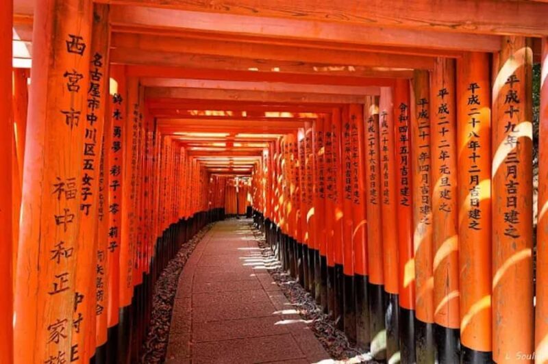 Kyoto: Fushimi Inari, Tea, Geisha Walk, and Crafts Day Tour - Guided Cultural Reflection