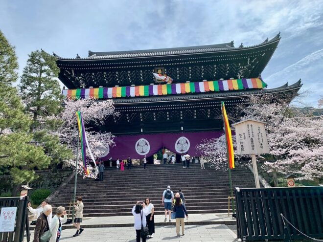 Kyoto: Gion District Walking With an Expert Local Tour Guide - Key Attractions Explored