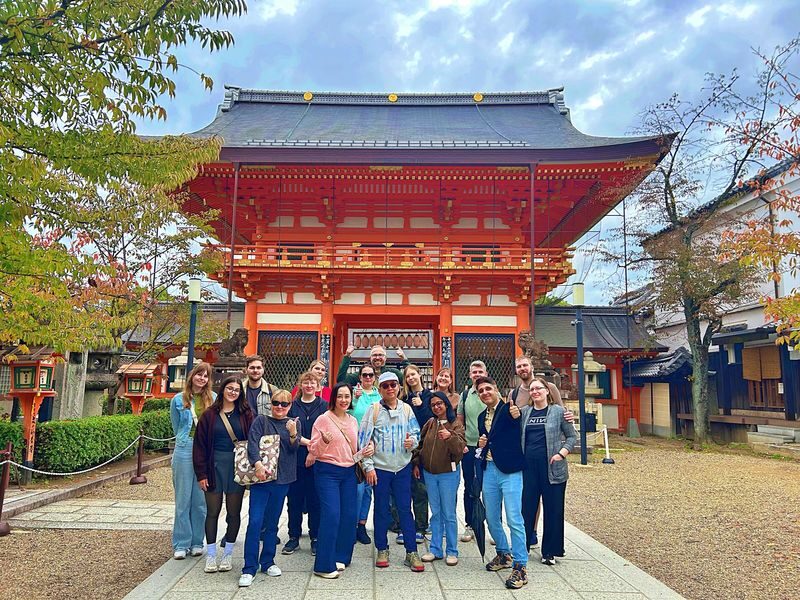 Kyoto Gion Geisha 2-Hour Cultural Tour with Hidden Gems - What the two-hour walk is like