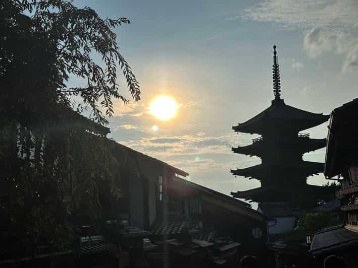 Kyoto: Gion & Geisha district evening tour - An In-Depth Look at the Kyoto Gion & Geisha District Evening Tour