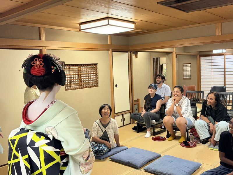 Kyoto Gion Geisha & Maiko Half-Day Walking Tour - Is Two Hours Enough?