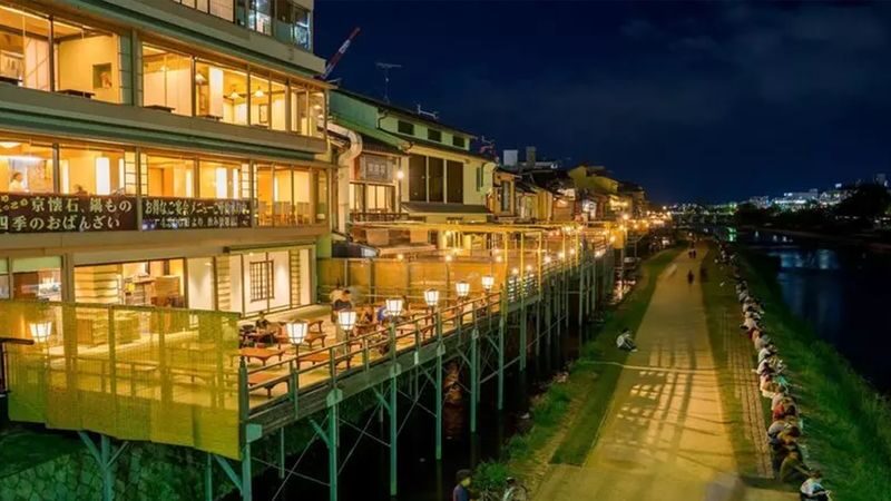 Kyoto: Gion Hidden Gems & Geisha Culture Tour - Nene no Michi and the Yasaka Pagoda
