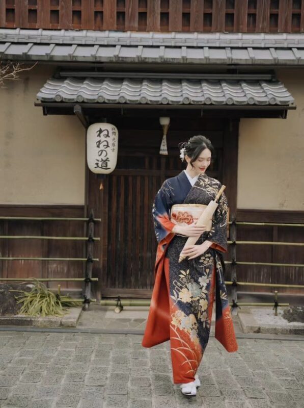 Kyoto Gion Kimono Rental Experience (Provided by Rental Kimono First, Kyoto) - Who should book this kimono rental?