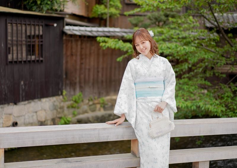 Kyoto Gion | Kimono Rental with Hair Set, Makeup & Photo Shot - Plan for a Full Day, Not Just the Dressing