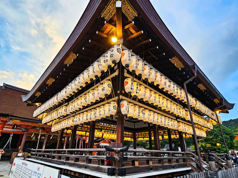 Kyoto Gion Night Guided Walking Tour (3 Hours) - From Kawaramachi to Gion’s old lanes