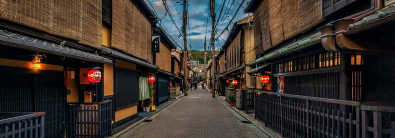 Kyoto: Gion Night Tour Stories of Geisha and Maiko - Good To Know