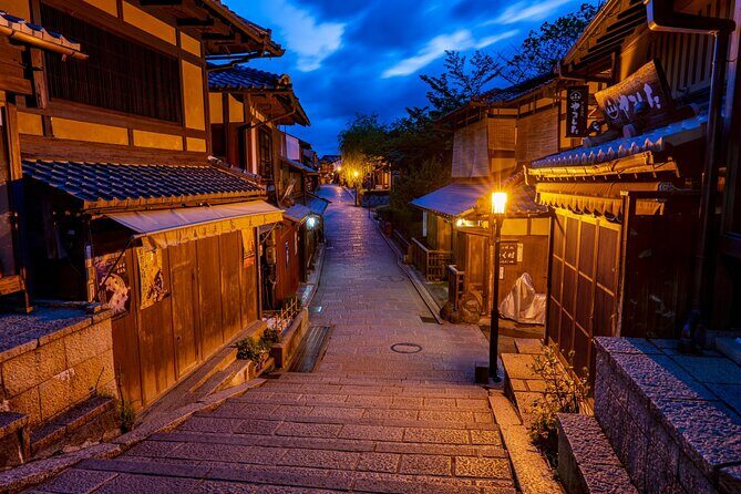 Kyoto: Gion Night Walking Tour with Geisha Insight - Good To Know