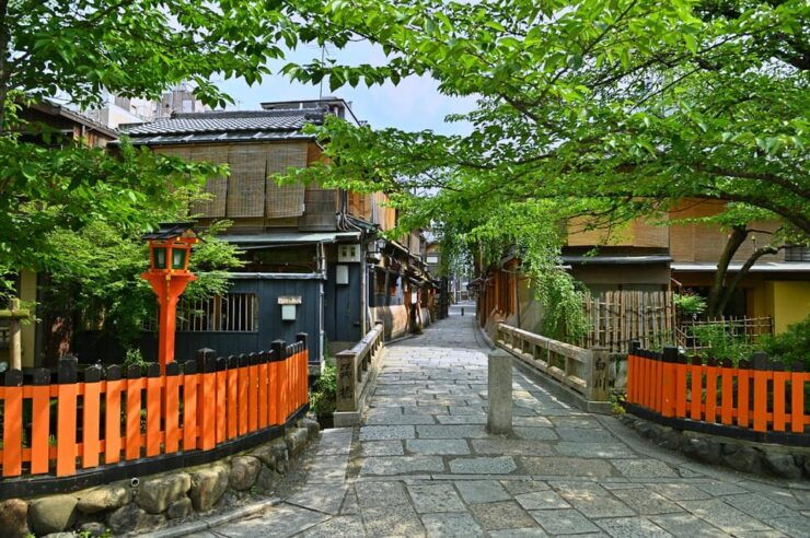Kyoto: Gion Tour, Guided Walking Tour - Experience Highlights
