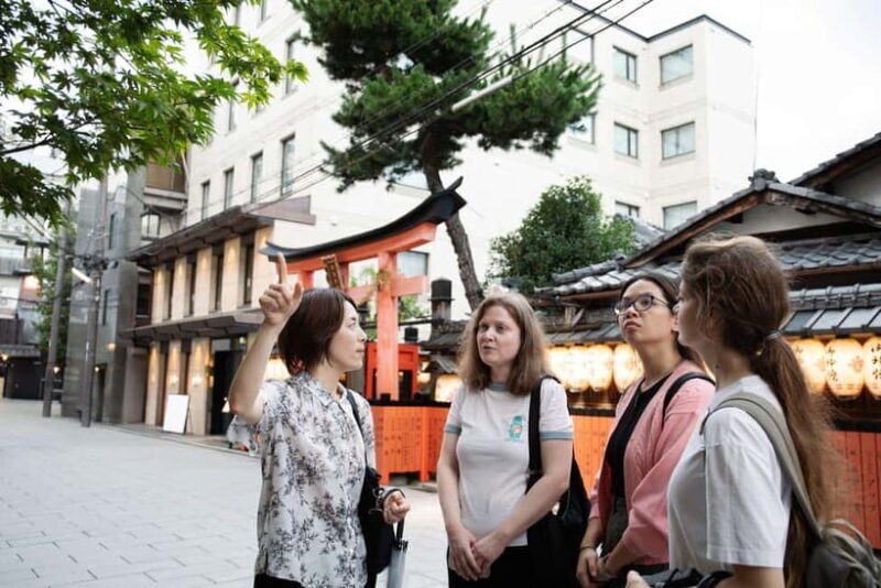 Kyoto: Gion World of the Geisha Guided Walking Tour - Practical Considerations