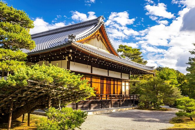 Kyoto Golden Temple & Zen Garden: 2.5-Hour Guided Tour - Cancellation Policy: Full Refund if Canceled 24 Hours in Advance