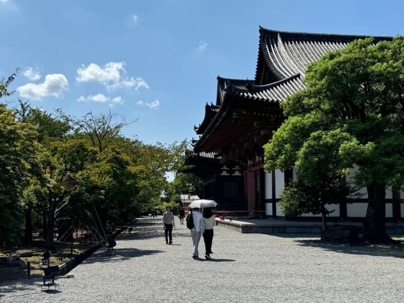 Kyoto: Guided Tour of Toji Temple with 5-Story Pagoda - Who Will Love This Tour?
