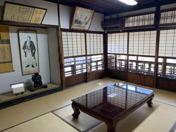 Kyoto: Guided Walking Tour of Fushimi With Private Option - Booking and Duration