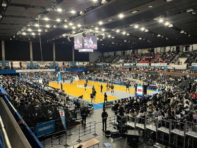 Kyoto Hannaryz Basketball Game Ticket - Accessibility and Comfort Considerations