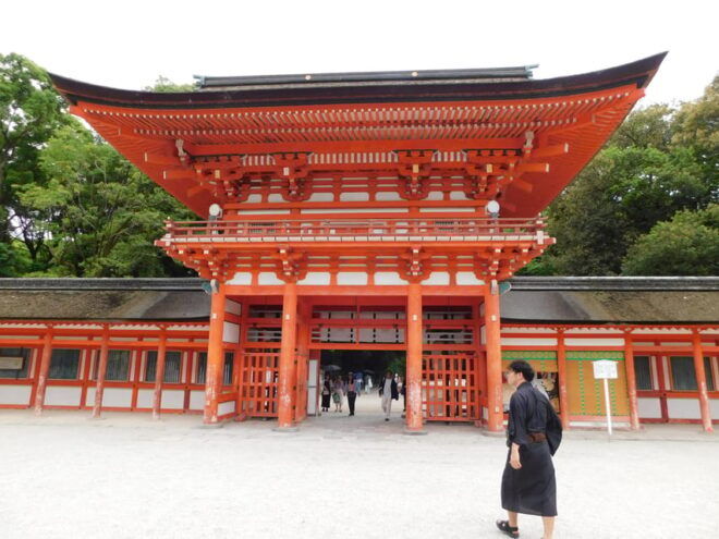 Kyoto: Hidden Gems Morning Walk in Sakyo With a Local Guide - About the Guide