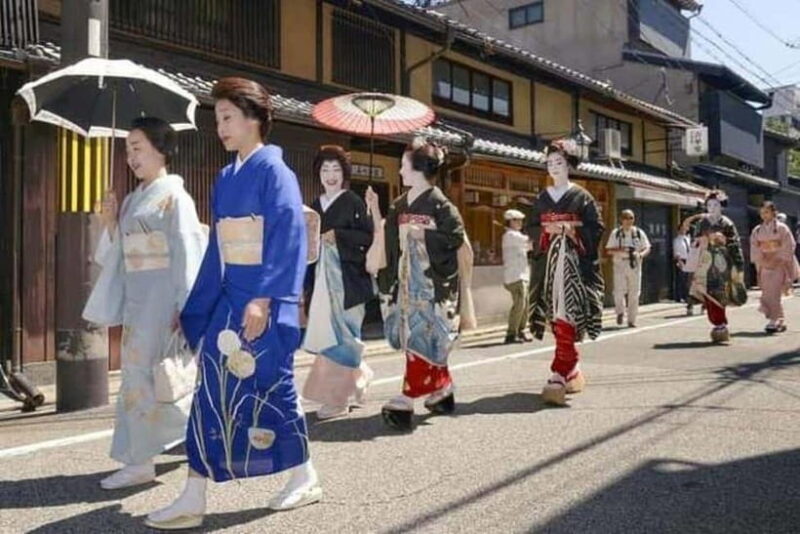 Kyoto Highlights: Gion & Fushimi Inari Tour with Guide - Practicalities & Logistics