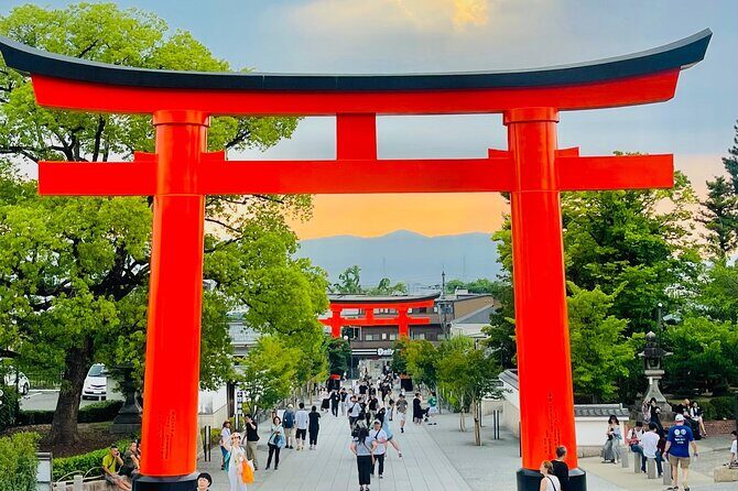Kyoto Highlights Private Car Day Tour with English Speaking Guide - Stop 2: Kinkakuji (Golden Pavilion)