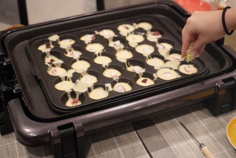 Kyoto Home Cooking Class: Okonomiyaki & Japanese Cuisines - Takoyaki, gyoza, ramen, or okonomiyaki?