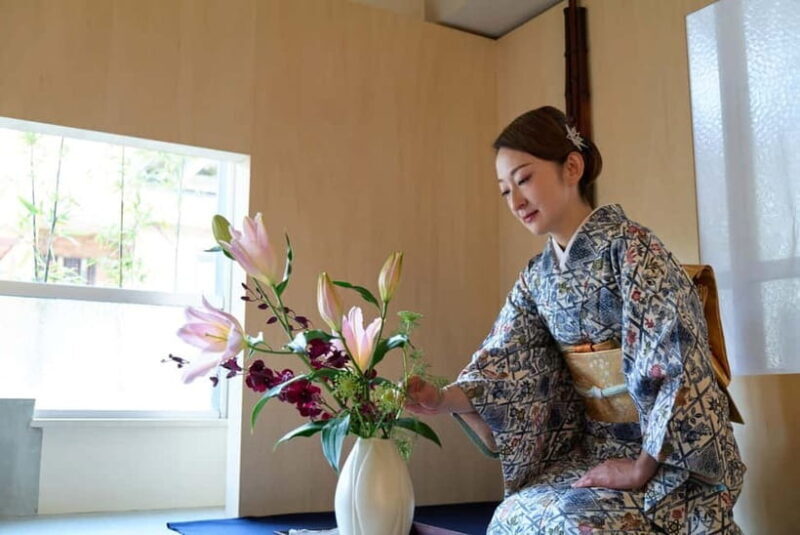 Kyoto: IKEBANA Private Program : enjoy the view of Kyoto! - Exploring the Kyoto IKEBANA Private Program