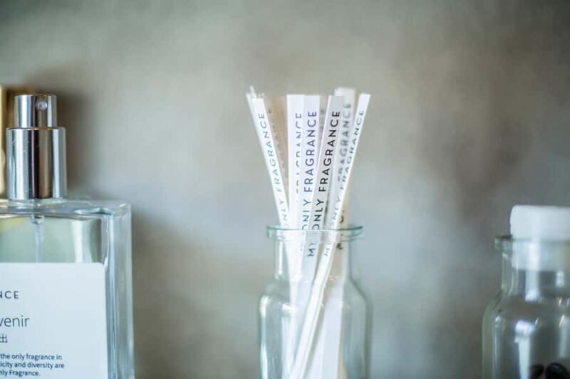 KYOTO KAWARAMACHI: Custom Fragrance Workshop - Personal Touches and Final Details