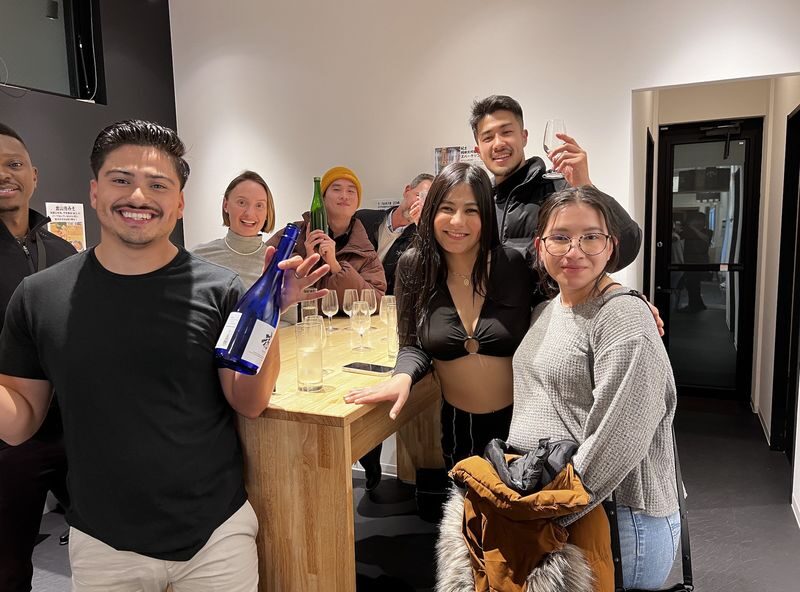 Kyoto: Kawaramachi Local Bar & Izakaya Crawl Tour - A sake bar and stories along the way