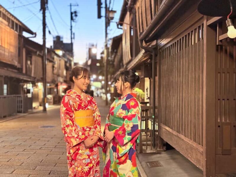 Kyoto: Kimono Experience & Glass-Top Scenic Ride (1.5 Hours) - Who Should Consider This Tour?