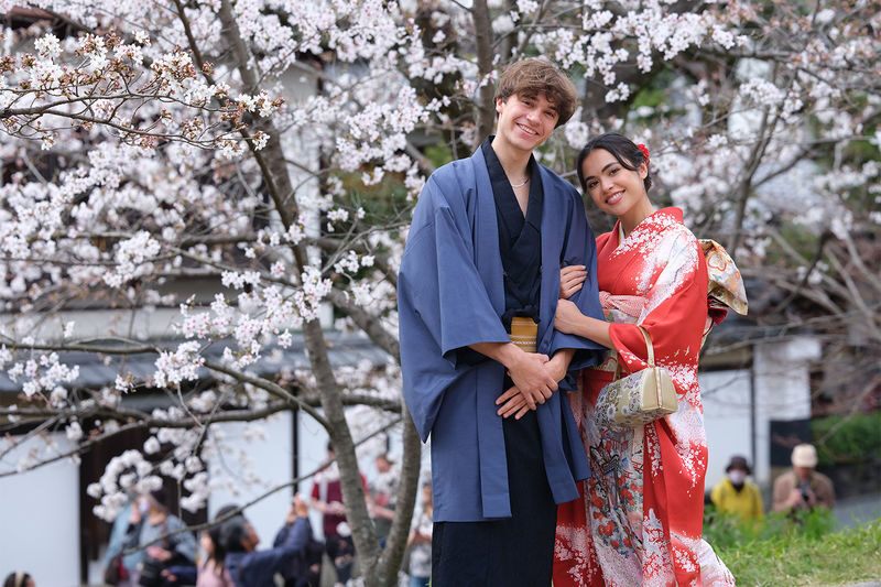 Kyoto Kimono Rental CHAMATSU: Kimono Rental Experience - Choose a kimono that suits your day